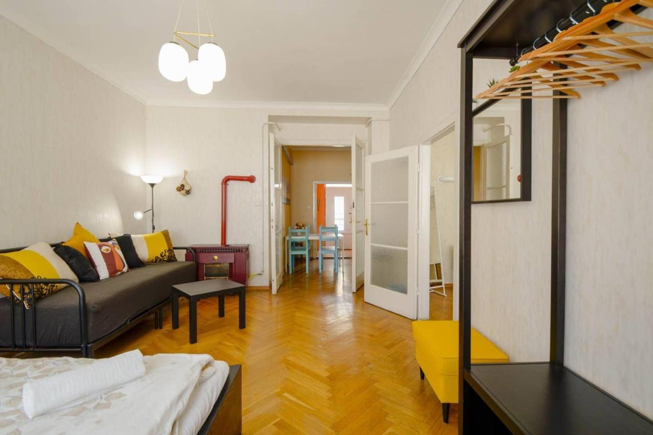 Lonyay Gellert View 2Br Apartment Budapest Bagian luar foto